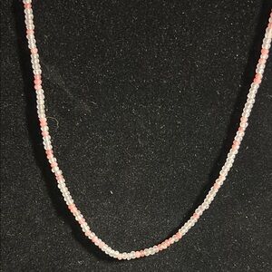 Elegant Pink and White Beaded Necklace‎